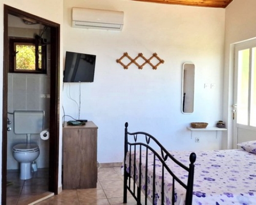 Studio Apartment VL-076